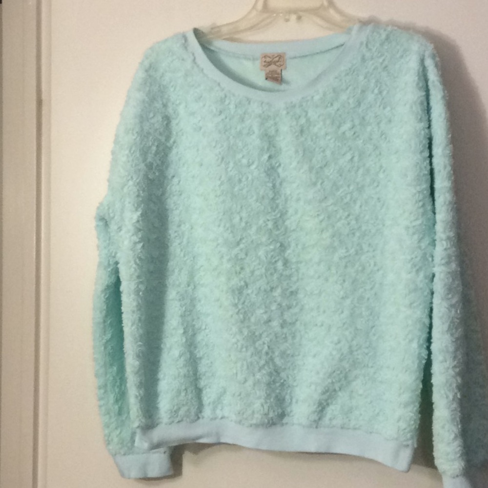 Women’s sweatshirt